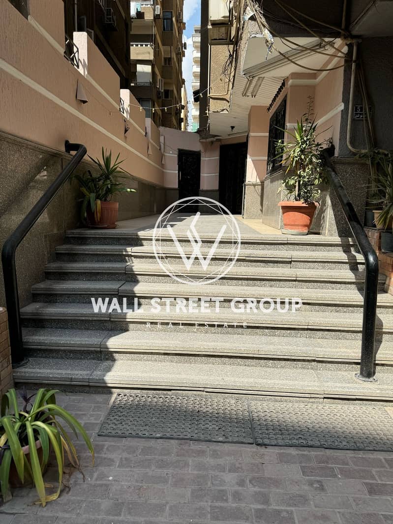 10 WhatsApp Image 2025-04-23 at 3.43. 55 PM. jpeg