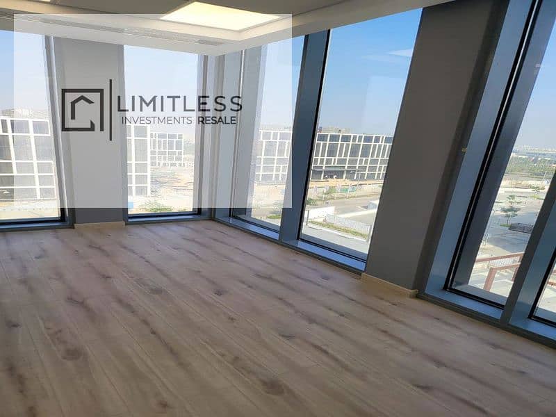 4 WhatsApp Image 2025-10-12 at 12.49. 28 PM (2)_800x600. jpg