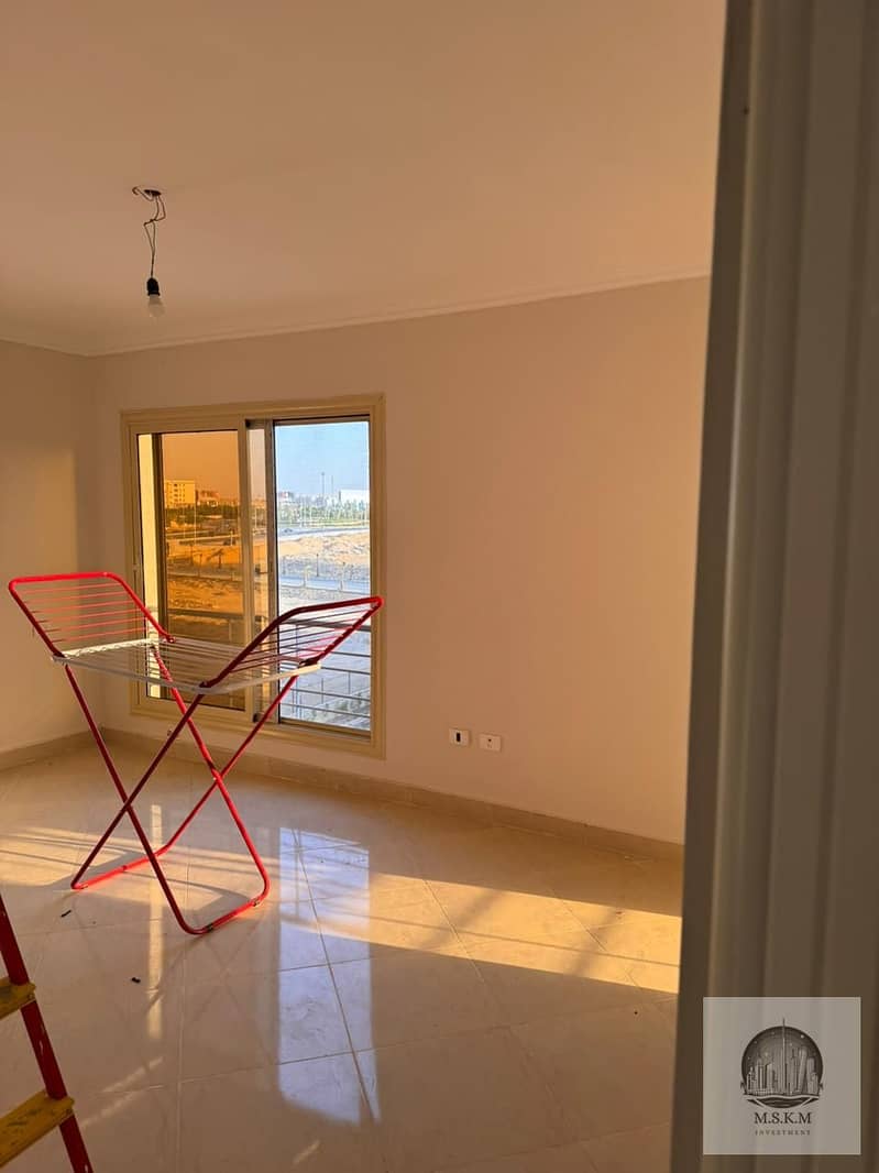 10 e3580e19-41cf-4e04-8061-8ce7580d9930. jpeg