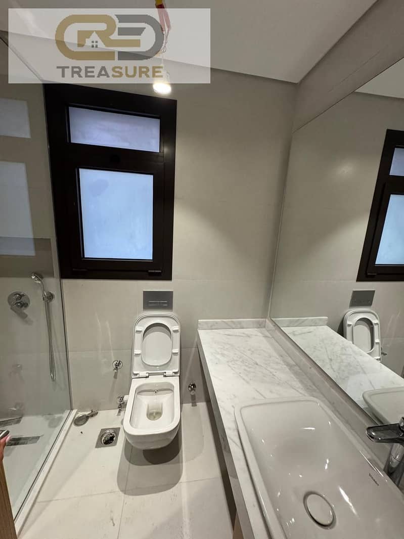 8 WhatsApp Image 2025-10-12 at 1.27. 44 PM (4). jpeg