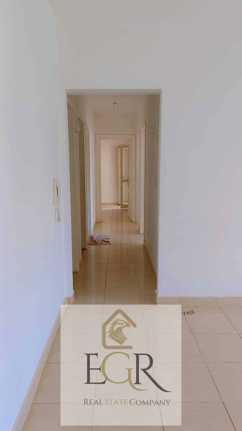 2 0b3e13e2-627d-4bc5-bc3b-214410983adb. jpeg