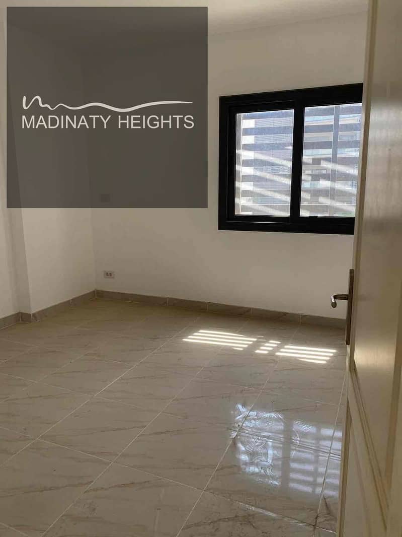 6 f0b31605-42ef-47fb-9812-b018ad639601. jpg