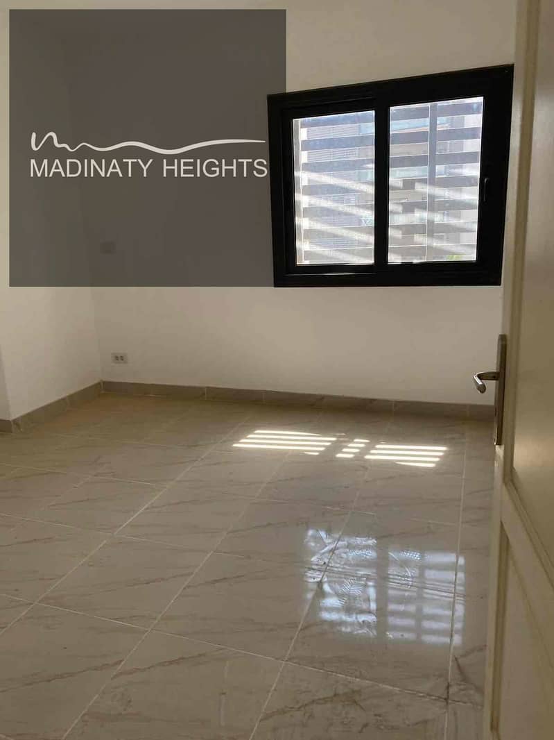 7 d298fdcf-4db4-486c-b6fb-00a29de74ed5. jpg