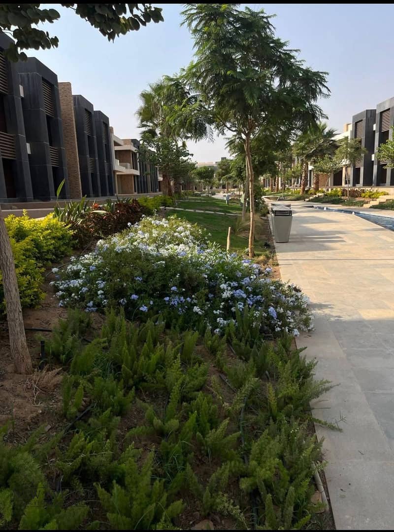 10 WhatsApp Image 2025-10-12 at 4.57. 43 PM. jpeg