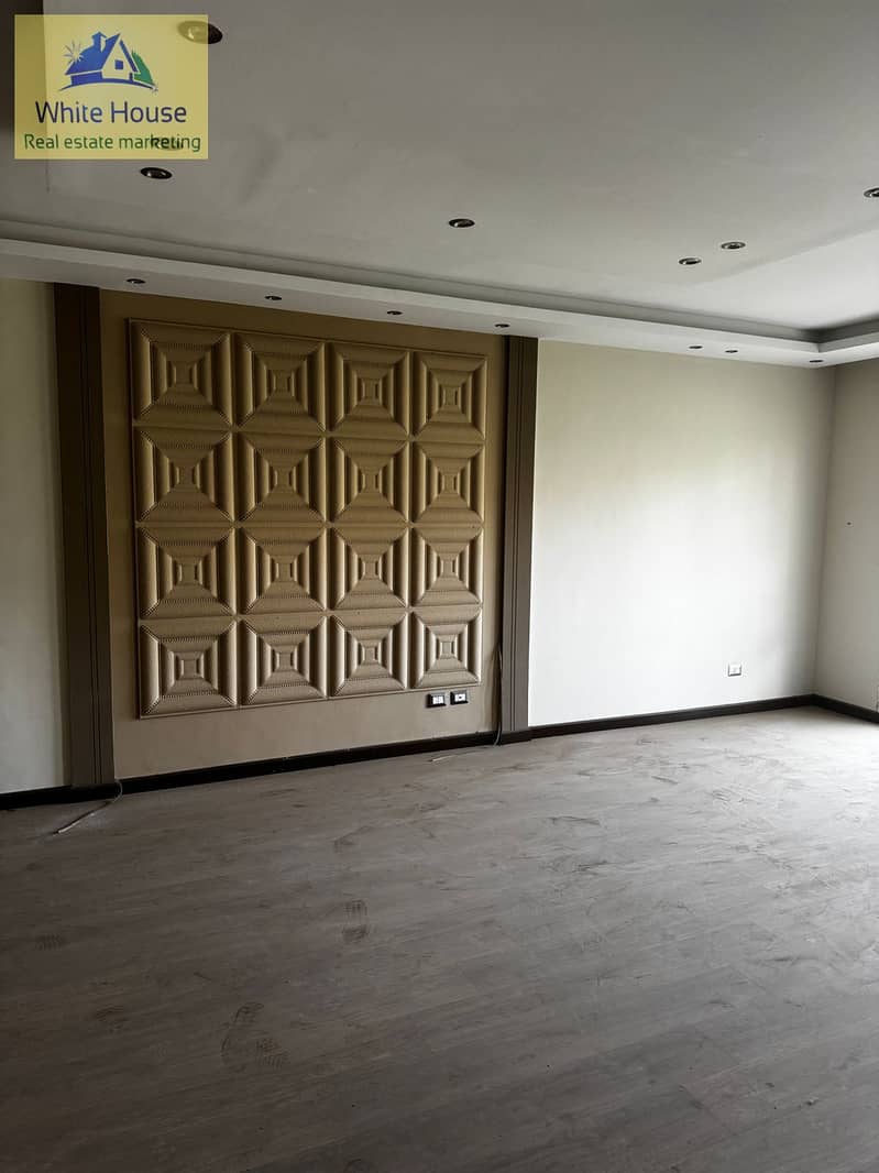 14 c644e0de-9981-4fca-a9cd-513da04dd1dd. jpg