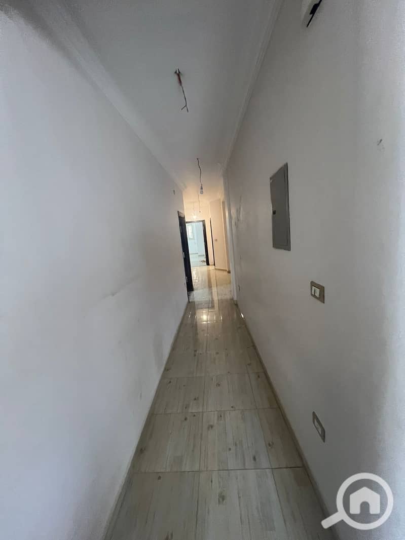 2 722f71ad-2d5a-4ff8-ae0b-8d5199acd6cc. jpg