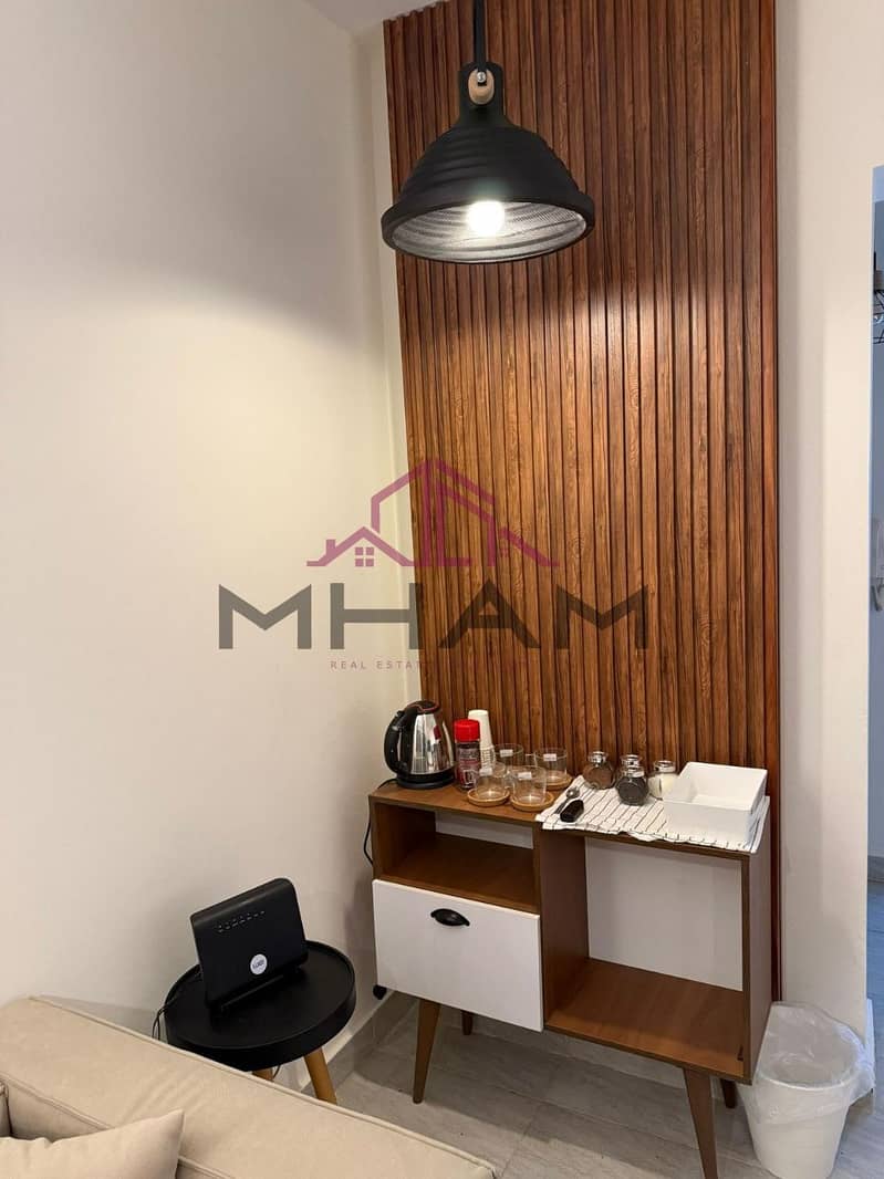 4 photo_5998863037043427837_y. jpg