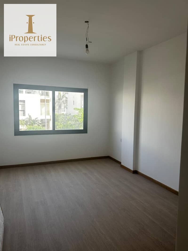 2 c2b7bf9d-4965-4635-a8a8-375c0e9fbf58. jpeg