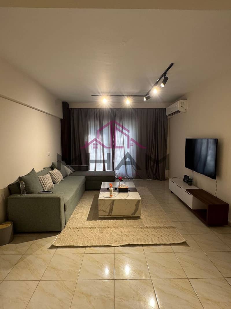 2 photo_5998863037043427854_y. jpg