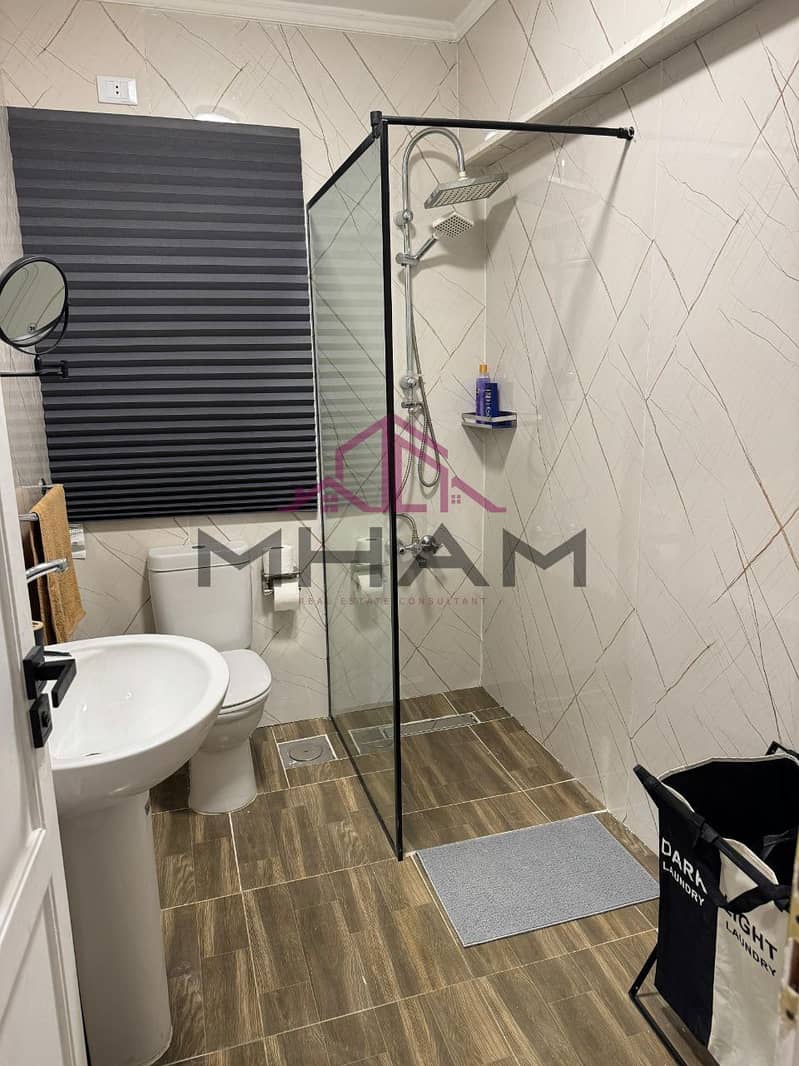 3 photo_5998863037043427850_y. jpg