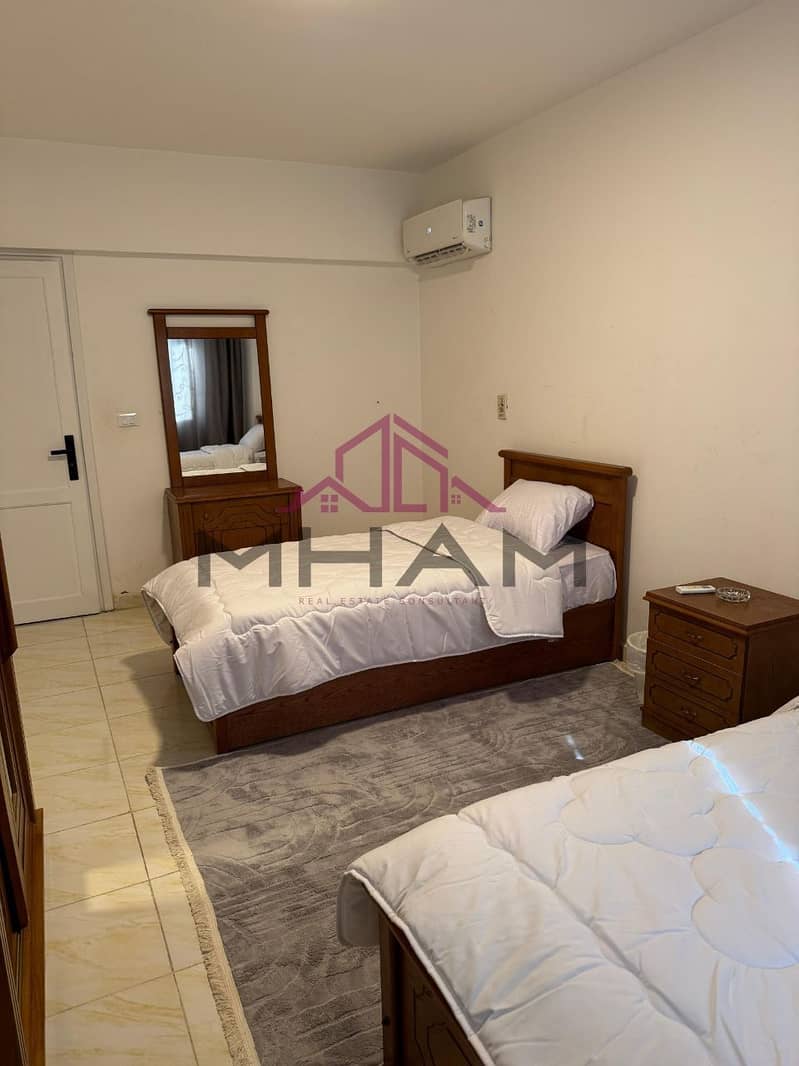 8 photo_5998863037043427857_y. jpg