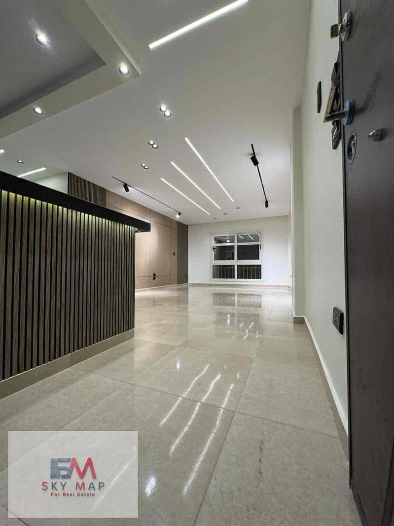 2 59dfd9bf-8125-4ec8-babd-0c75f82559ea. jpg