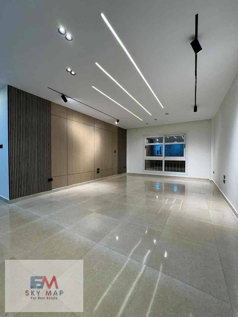 3 85fcea22-0c61-4d3d-9e04-fc2d00aeb25b. jpg