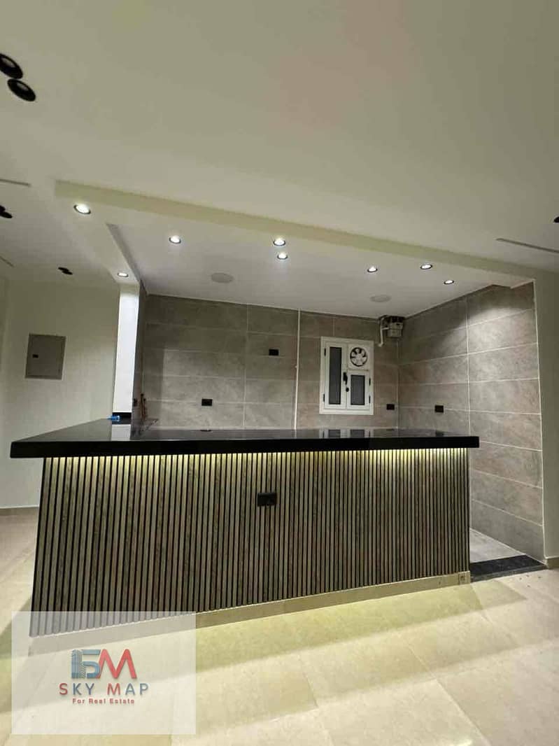 4 73d27b7a-2c53-44e4-aa74-429f4cb7a01e. jpg