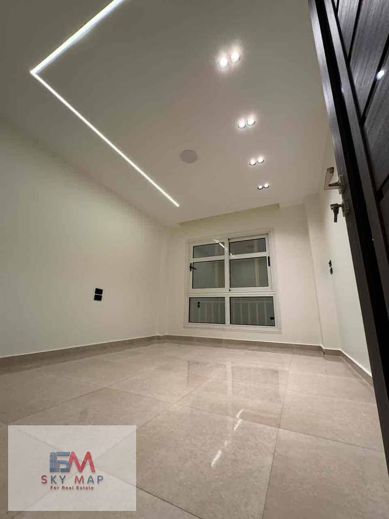 8 9fec46a0-a07e-4c88-8b63-046f8c941203. jpg