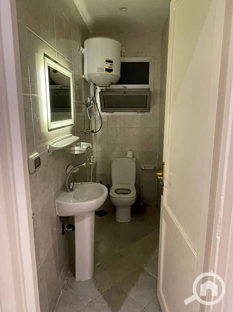 6 29b34911-25cf-430f-b2fb-752002c09efc. jpeg