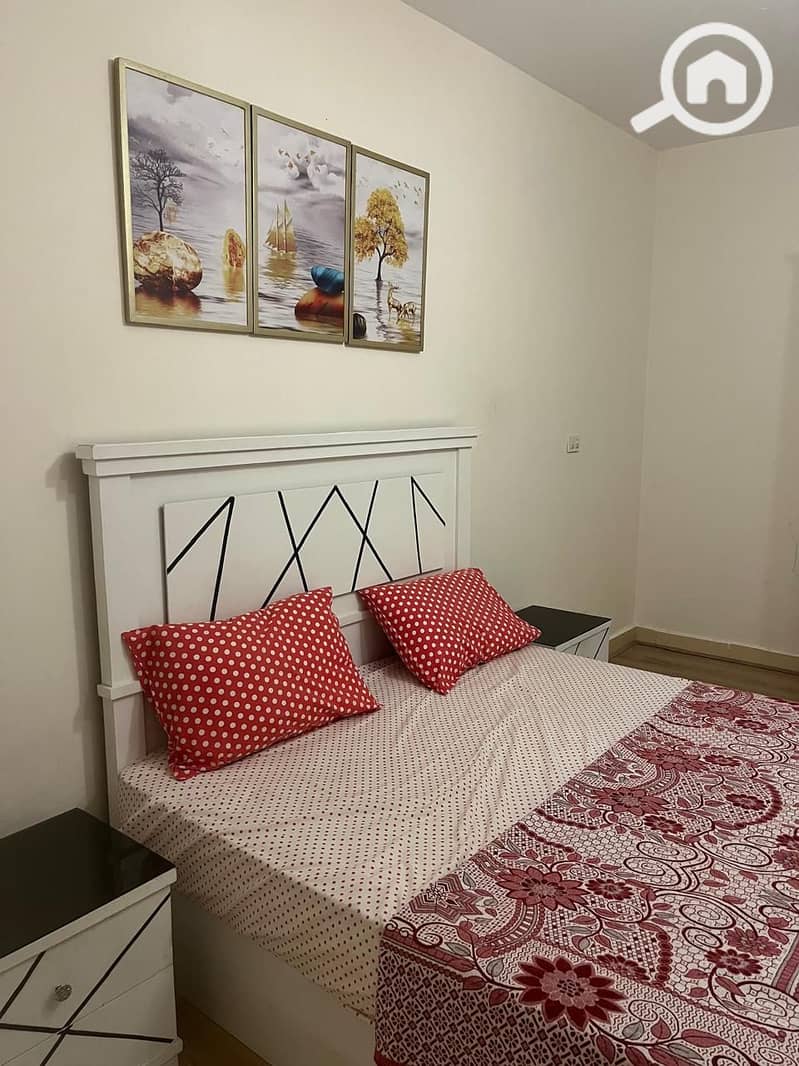 12 fc7f1046-3c98-4fb6-84d3-86892fb89f86. jpeg