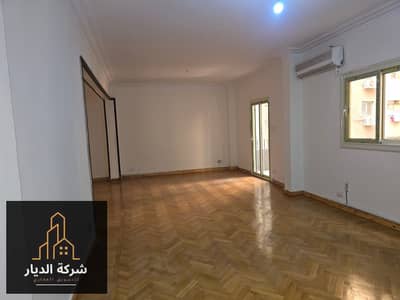 مکتب  للايجار في الدقى، الجيزة - IMG-20251012-WA0397. jpg