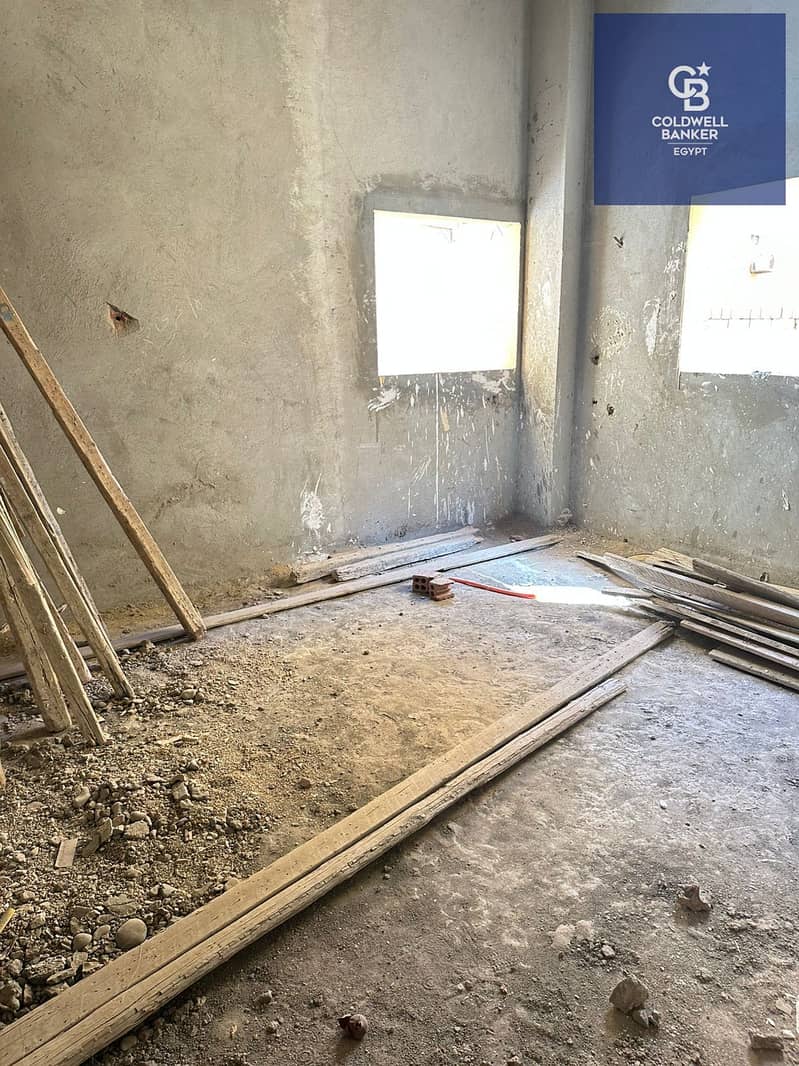 7 1bf600ff-eb65-41e0-8192-1631c82ba5de. jpeg