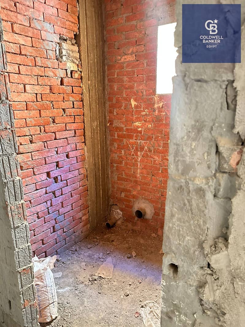 9 ba258c64-4af6-4d34-8e76-9e2c08f5adb7. jpeg