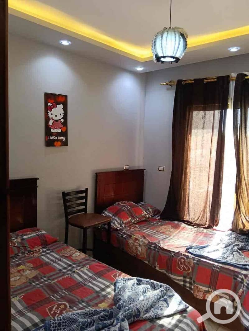 2 d7500ae2-8b7f-4e0b-b62a-663d2a2dd5ea. jpg