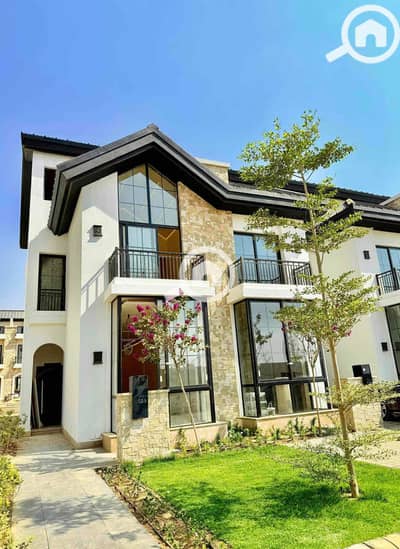 5 Bedroom Villa for Sale in New Cairo, Cairo - IMG_8426. jpg