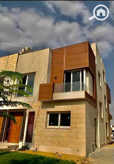 5 Bedroom Villa for Sale in New Cairo, Cairo - 4c3b3877-2a1e-4181-b03e-ca4094627b5b. jpg