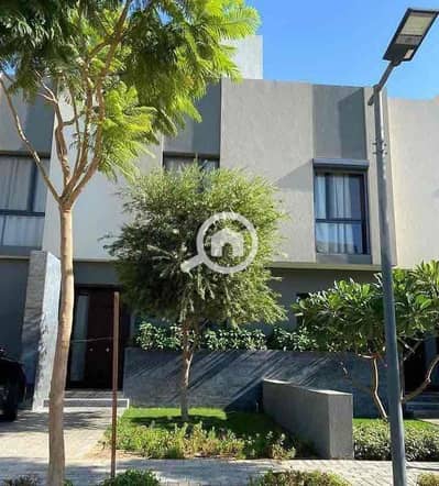 5 Bedroom Villa for Sale in Shorouk City, Cairo - b4d64f8e-1b2d-4949-9b6f-501e4c473096. jpg