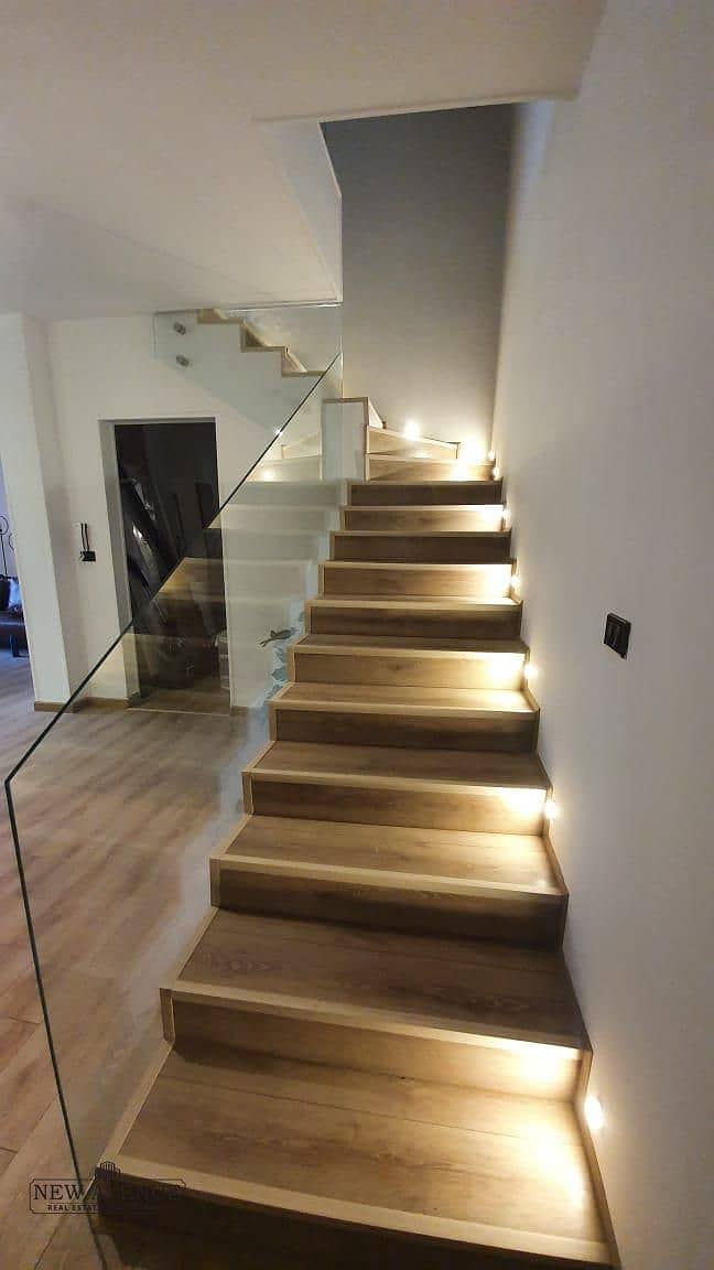 6 WhatsApp Image 2025-10-12 at 4.36. 33 PM. jpeg