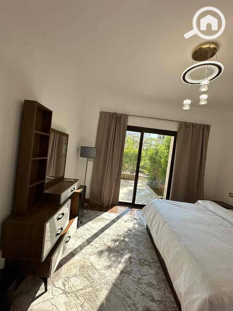 14 b3f9604d-7051-4597-b263-9d5b7e04ad23. jpg