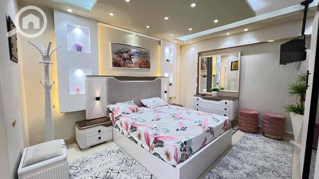 14 f6bfc7b8-b12a-4c07-a8ef-8b0ba03a99cc. jpg