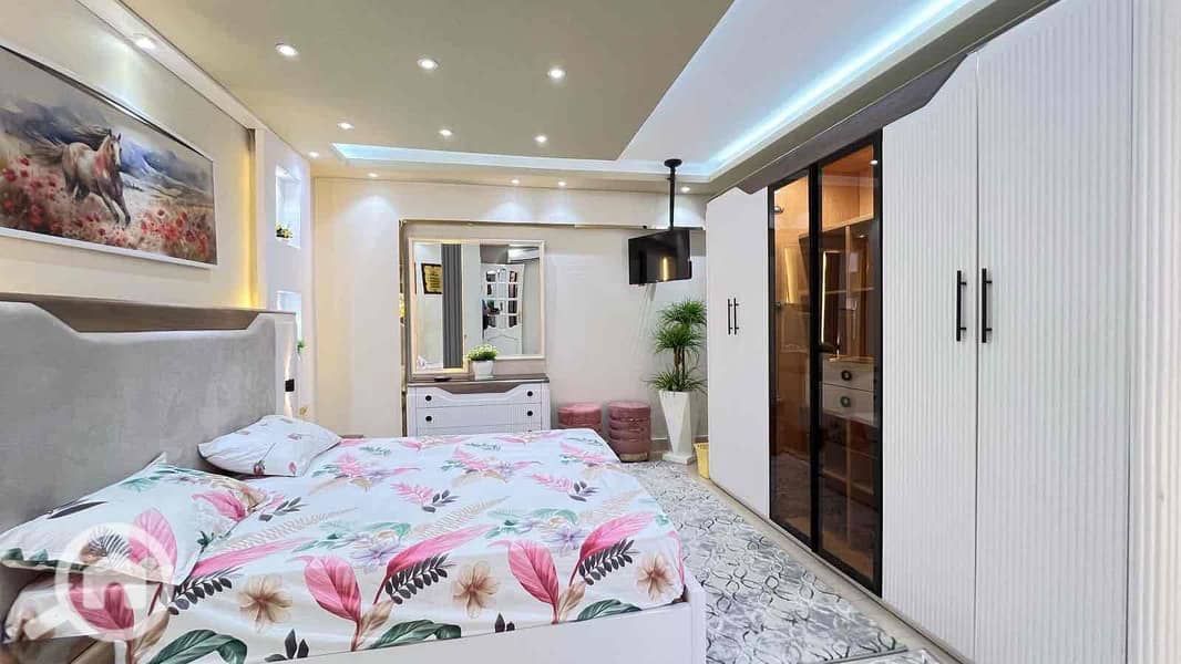 15 8b0aaf77-c98a-4d81-bdd4-4bbad144b6c2. jpg