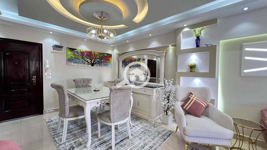 22 766014b8-217b-4e40-a30b-65b47596c887. jpg