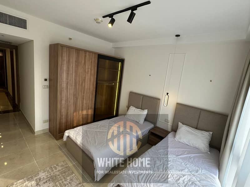 12 45643af4-de58-4cfe-ad4b-dfdd2be9fcfc. jpeg