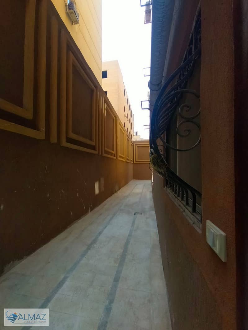 10 WhatsApp Image 2025-10-12 at 3.49. 12 PM (1). jpeg