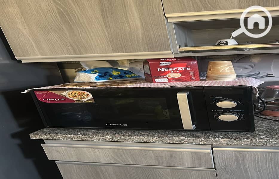 10 f9eb7a50-4c36-49aa-9ece-451718762642. jpg