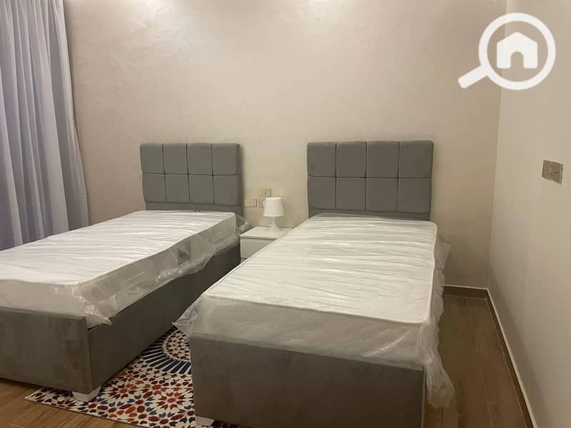 4 0d248bf9-b42d-4a69-b31d-982e0126acd6. jpg