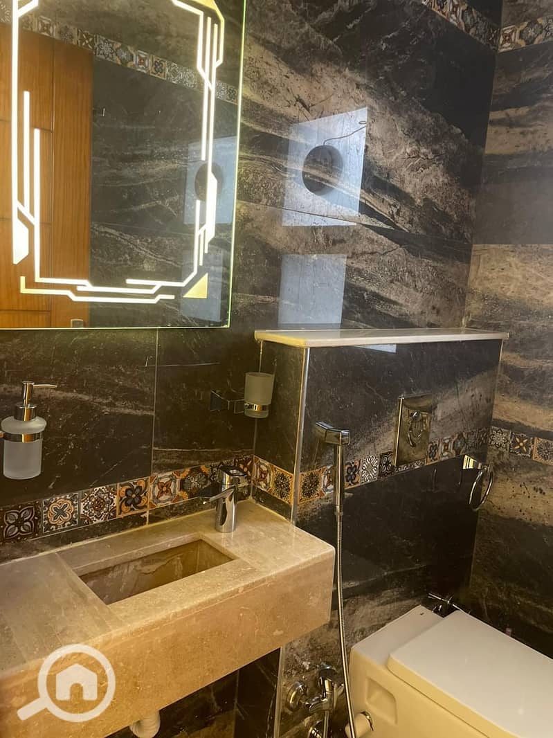 15 c493deb5-8d3f-4545-82f5-65e6a5455355. jpg