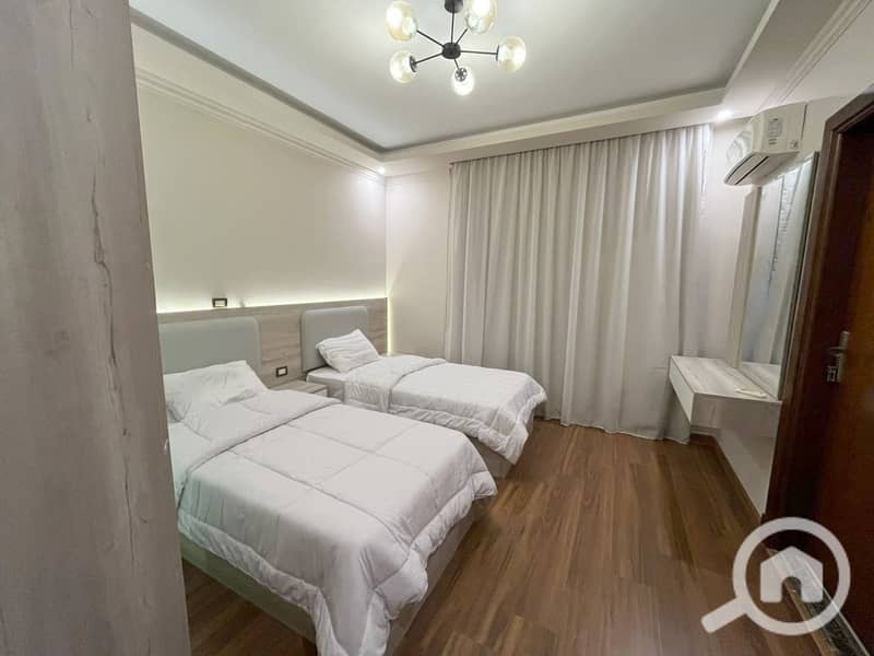 4 2a211dd8-abef-4712-843f-57bebbbfb807. jpg