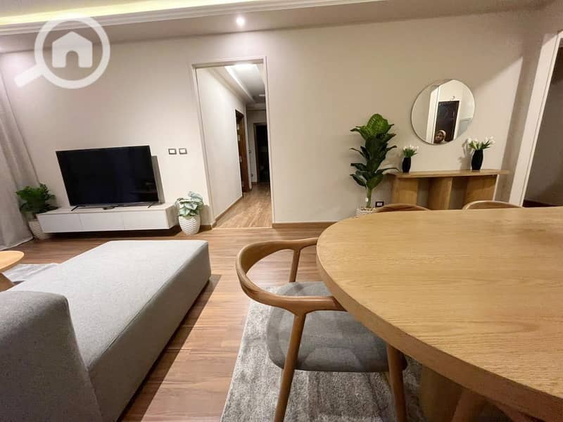 6 878a6794-be7d-4041-95e7-0bb76c2bc0ca. jpg