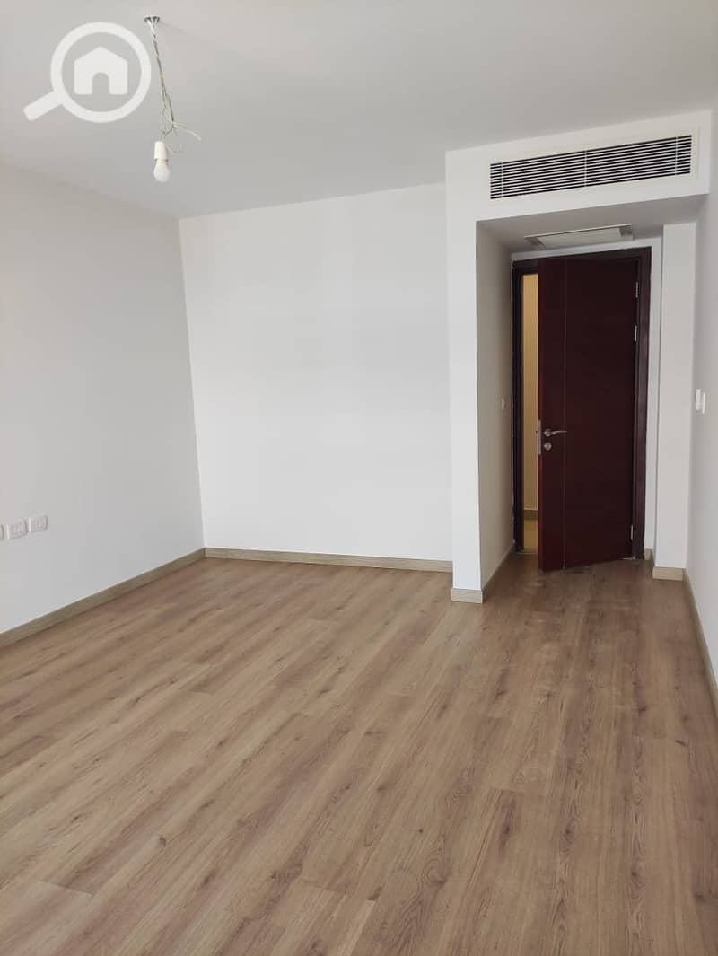 4 9cb62cd9-d5e1-4bf6-baa3-84ed3995d496. jpeg