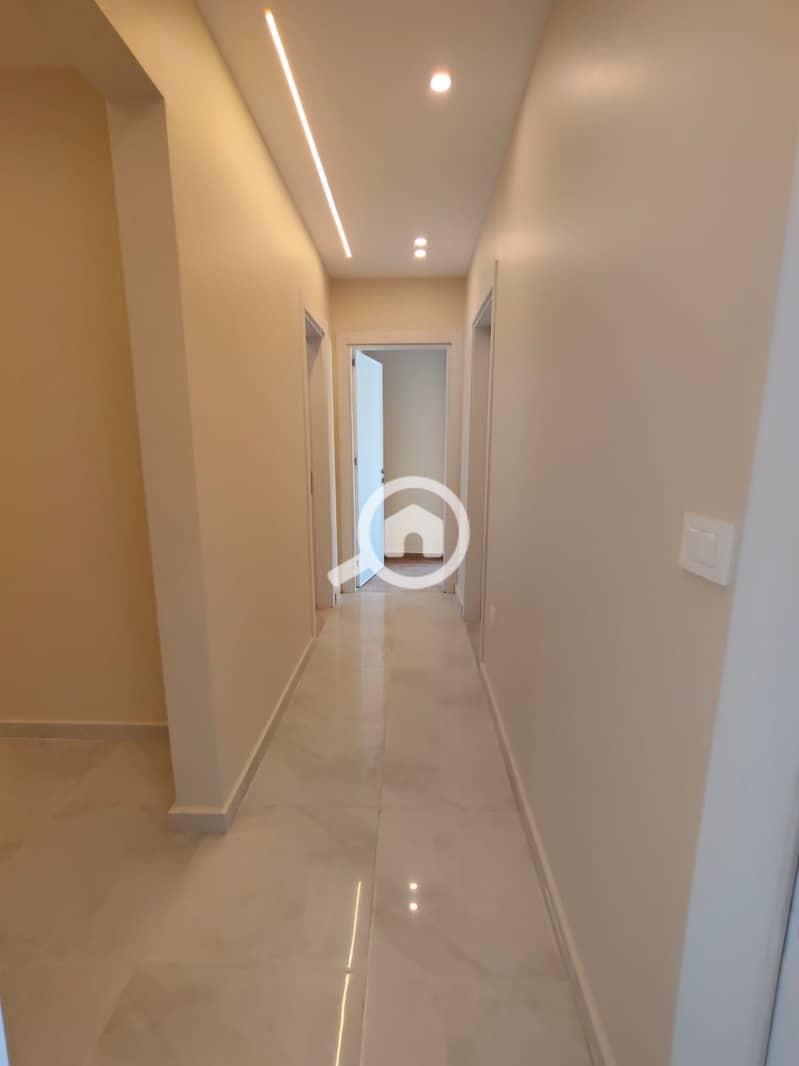 4 IMG-20250922-WA0032. jpg