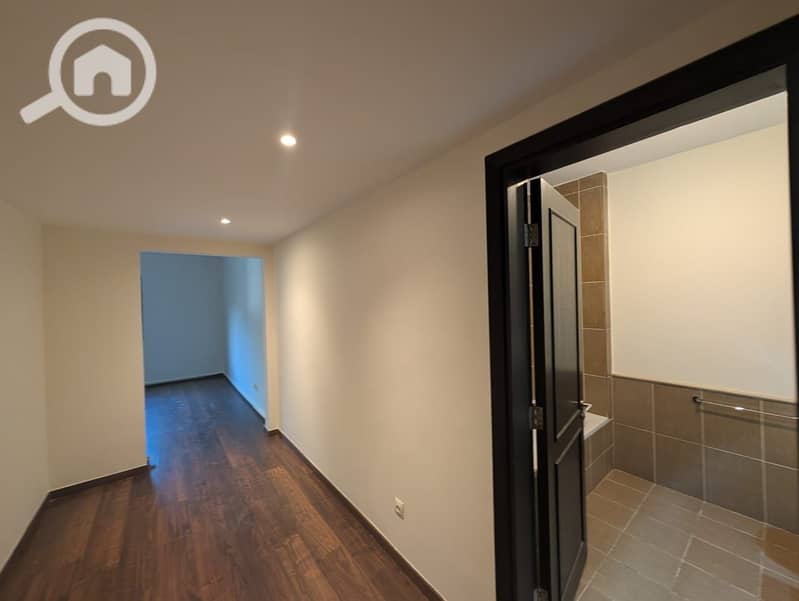 6 IMG-20251004-WA0102. jpg