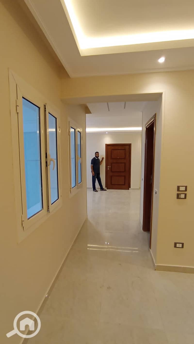 9 1000169010. jpg