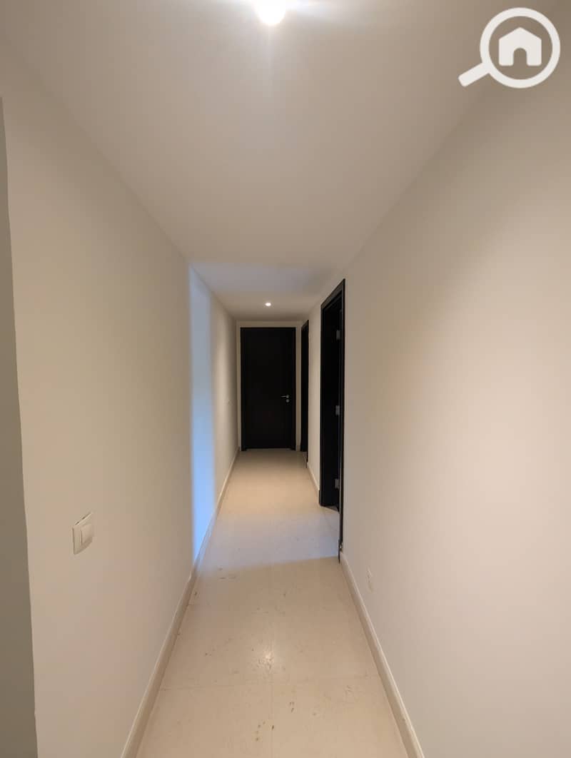 10 1000167615. jpg