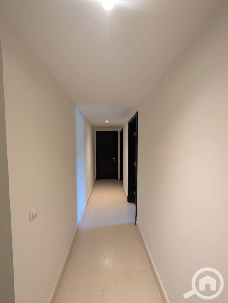 16 1000167615. jpg