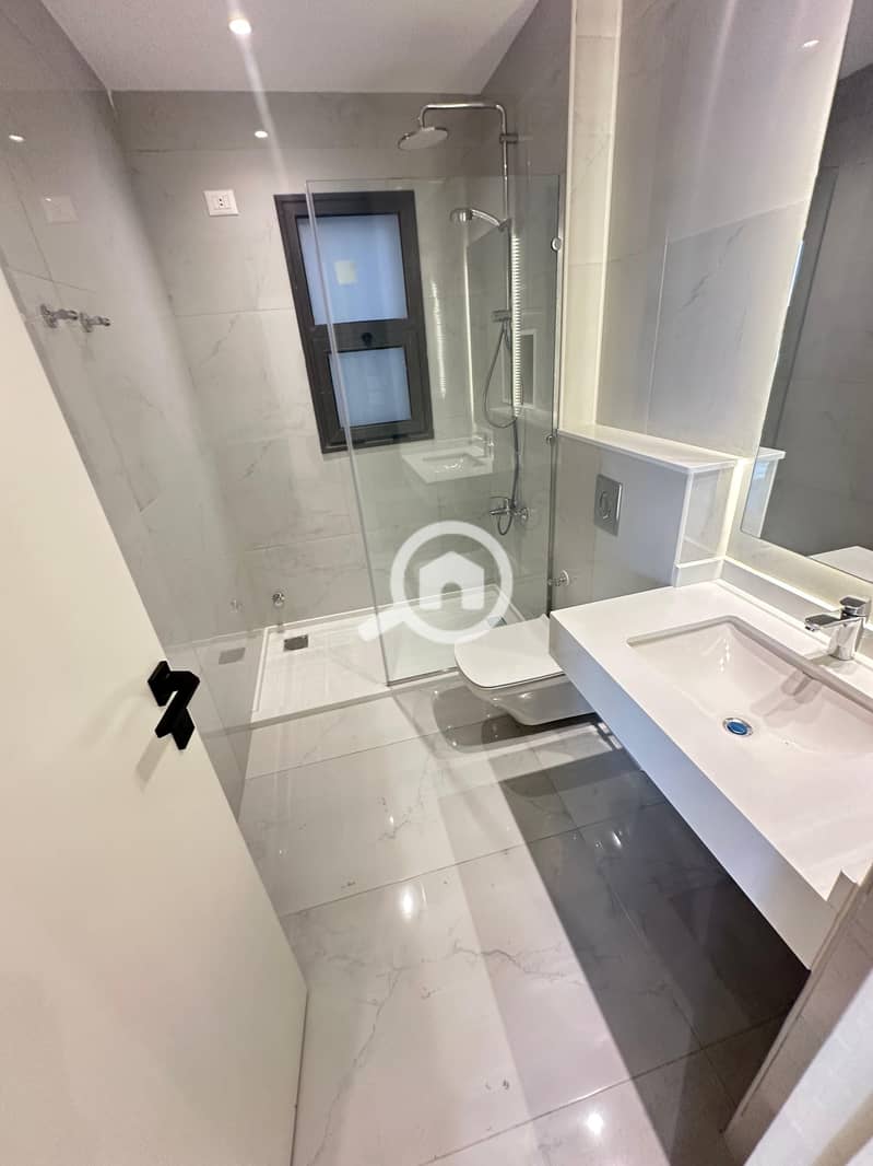 82bf9265-402f-4165-9faf-fedda8ddbbce. jpg 82bf9265-402f-4165-9faf-fedda8ddbbce. jpg