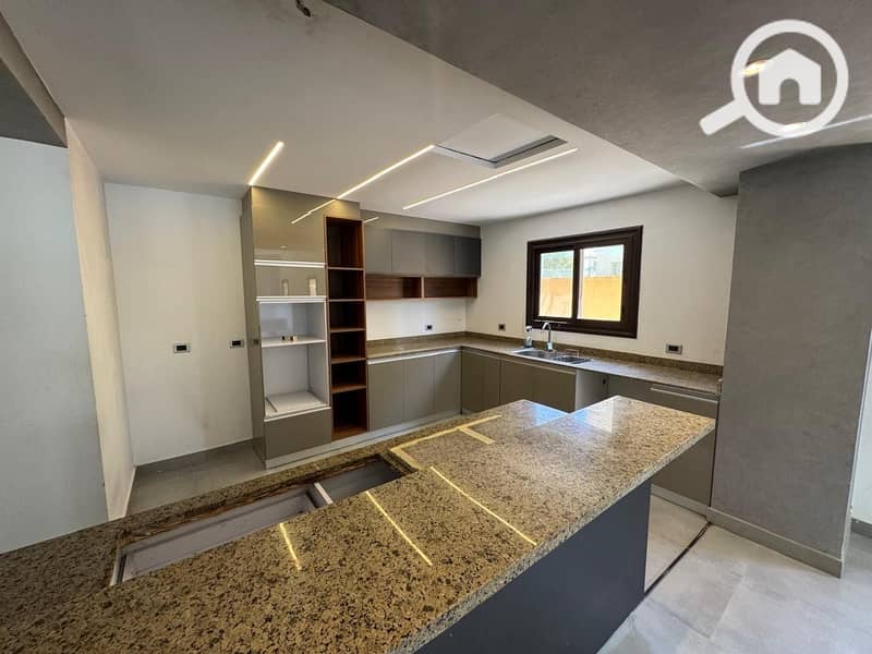 2 43c2cce0-444c-462b-8370-e42ae3f83c72. jpeg