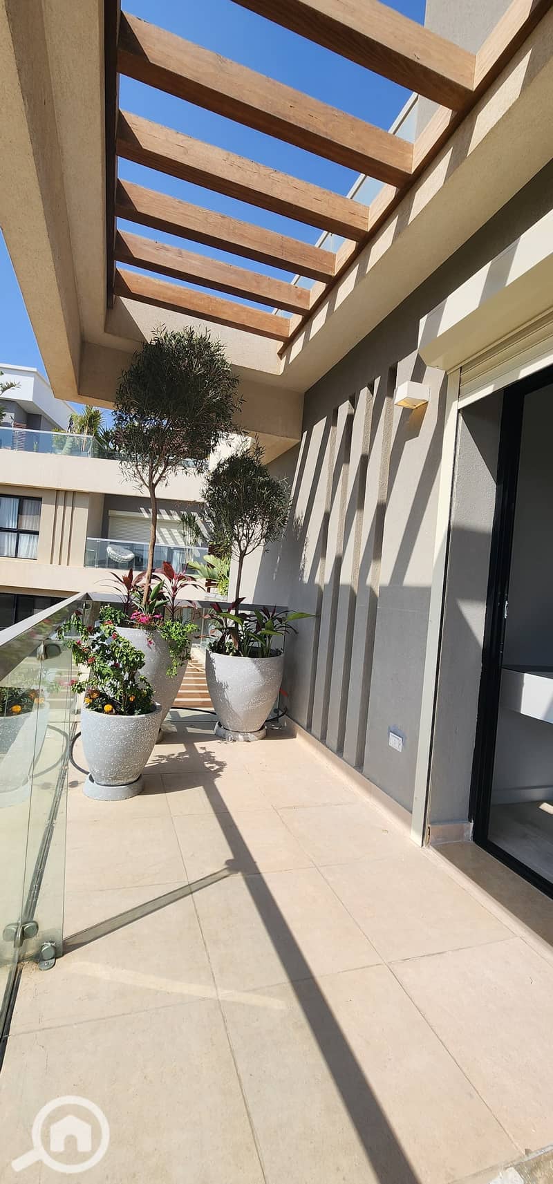 11 adc0b033-8fb9-4c0b-9ee1-6238ad167f10. jpeg