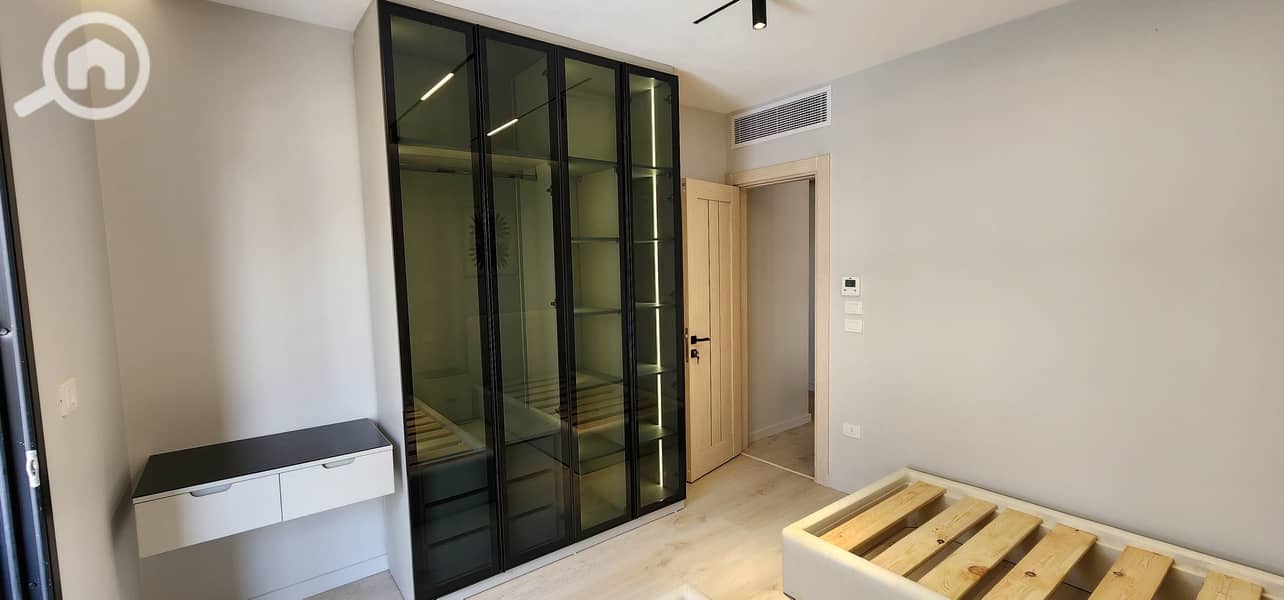 14 2ca4225b-28cb-4331-8ee5-4b69810f76a8. jpeg